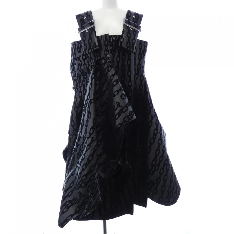 【Mã giảm giá】COMME des GARCONS Váy 650392