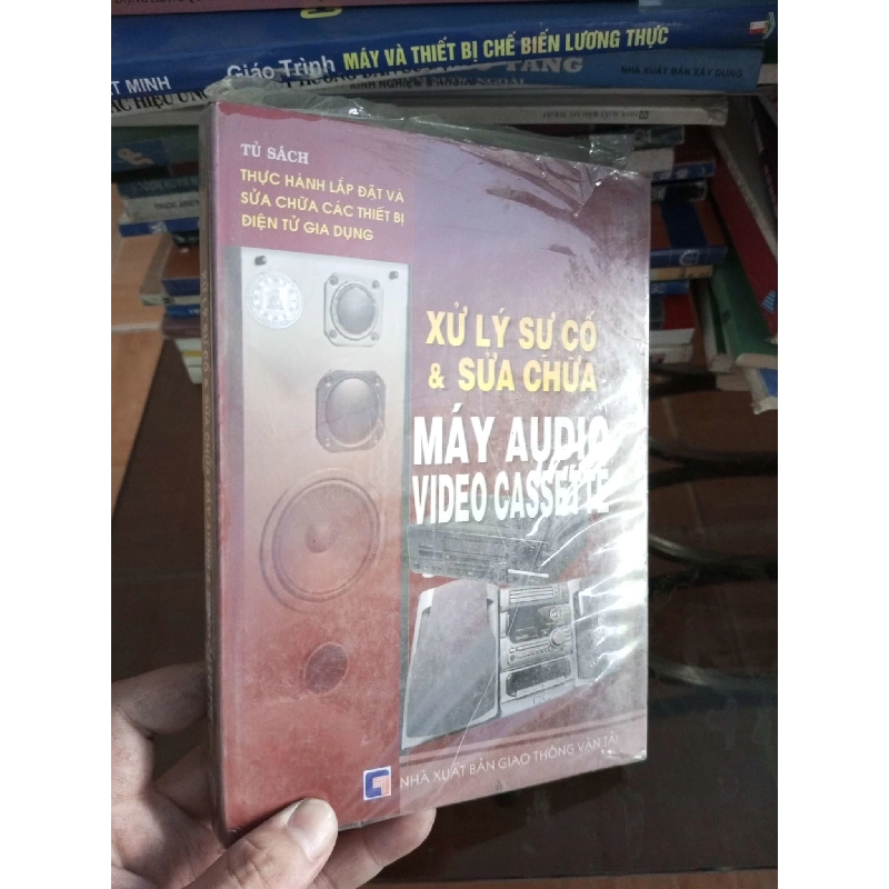(Sách cũ SCGR) Xử lý sự cố và sửa chữa máy audio video cassette VAVO-A2 Blogmeo090426 1013820