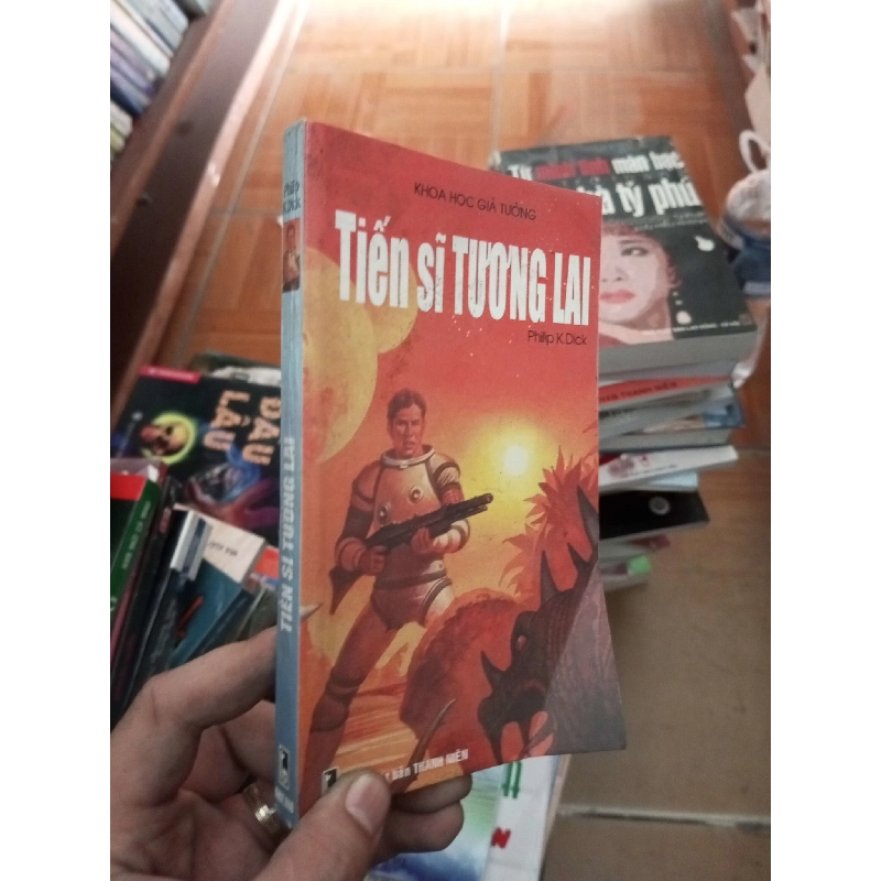 (Sách cũ SCGR) Tiến sĩ tương lai - Dick 2002 VAVO-AK18 Blogmeo090426 1014417