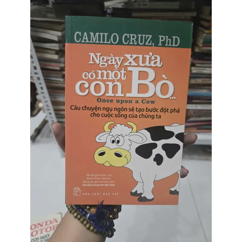 NGÀY XƯA CÓ MỘT CON BÒ 1026264