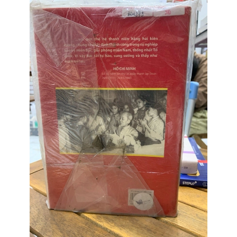 Thế hệ anh hùng chiến thắng vẻ vang 2 -NXB trẻ ban liên lạc cựu cán bộ trung ương đoàn thanh niên nhân dân cách mạng VN 746261