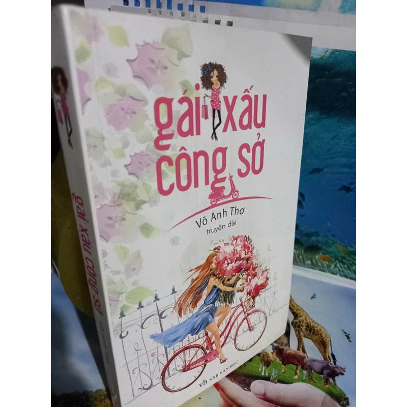 gái xấu công sở 501608