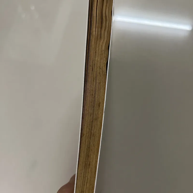 Mình sinh ra đâu phải để buồn 573418