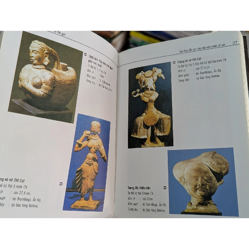 Từ điển nghệ thuật gốm sứ thế giới - Waiguo Taoci & Yishu Tudian ( người dịch Trần Kiết Hùng ) 449540