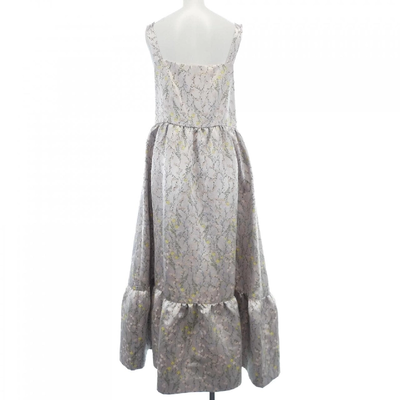 【Mã giảm giá】Chesty ワンピース 652286