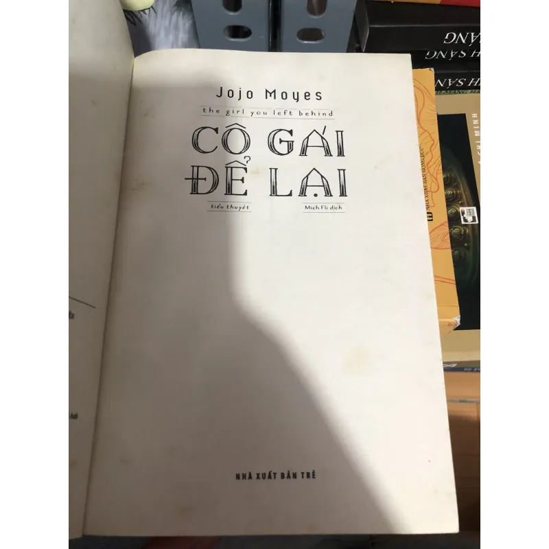 Cô gái để lại-tiểu thuyết 990539