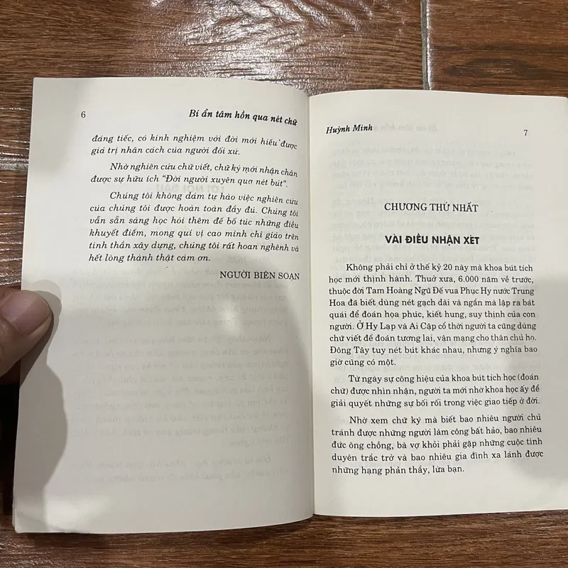 BÚT TÍCH HỌC - BÍ ẨN TÂM HỒN QUA NÉT CHỮ ( HUỲNH MINH ) 6 716000