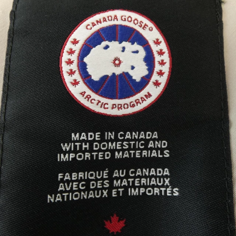 Canada Goose CANADA GOOSE 3800L RIDEAU Áo khoác lông vũ 628315