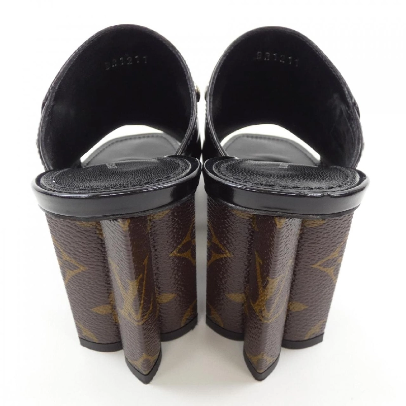 Giày sandal LOUIS VUITTON 660437