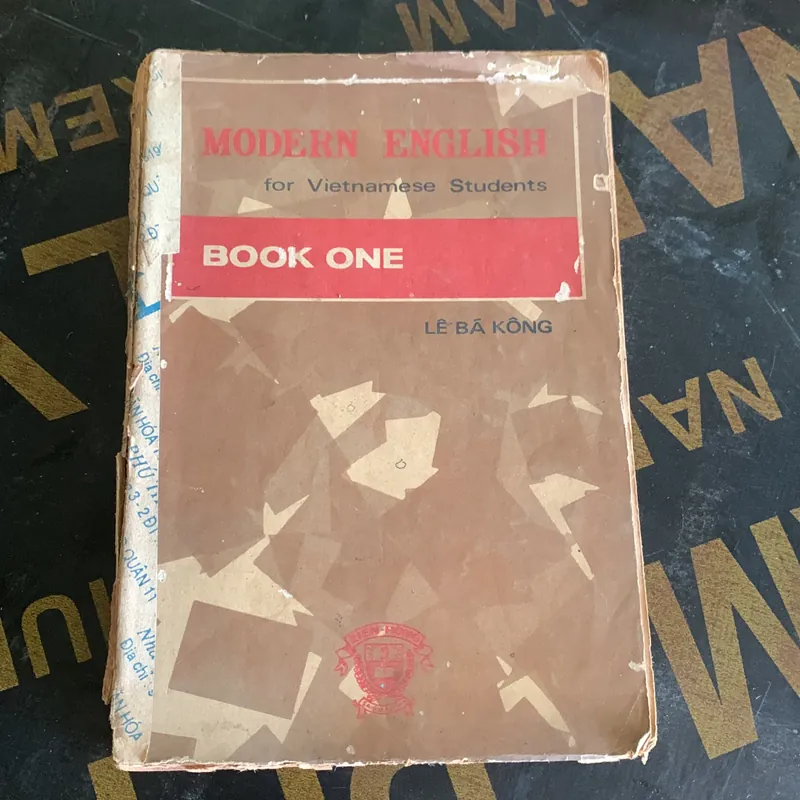 MODERN ENGLISH for Vietnamese Students, Lê Bá Kông 575350