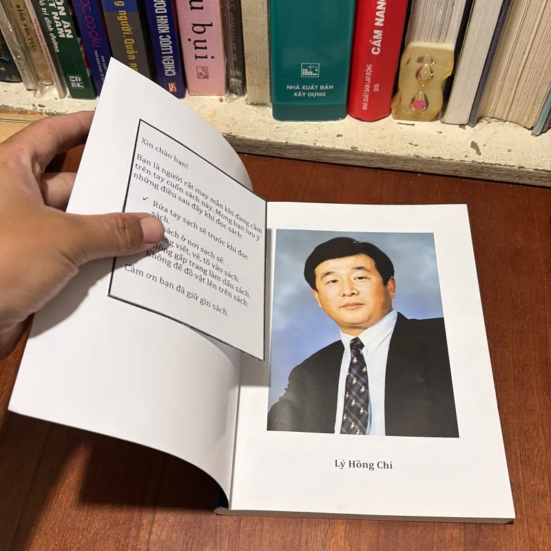 II Pháp Luân Công: Chuyển Pháp Luân _ Pháp Luân Đại Pháp - Lý Hồng Chí - 2017 784063