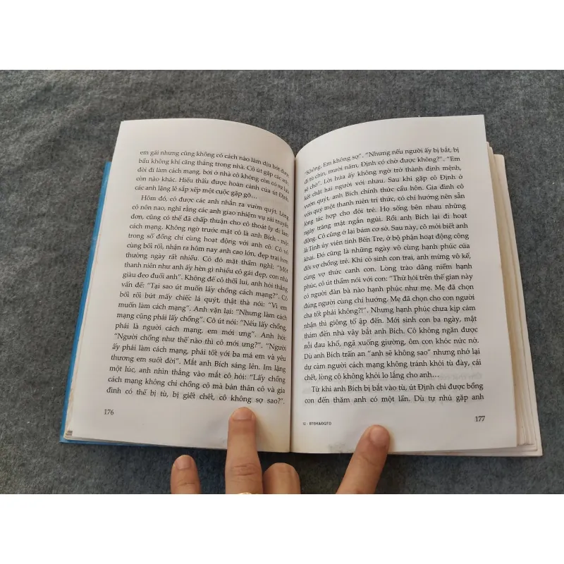 BẾN TRE ĐỒNG KHỞI VÀ ĐỘI QUÂN TÓC DÀI 697757