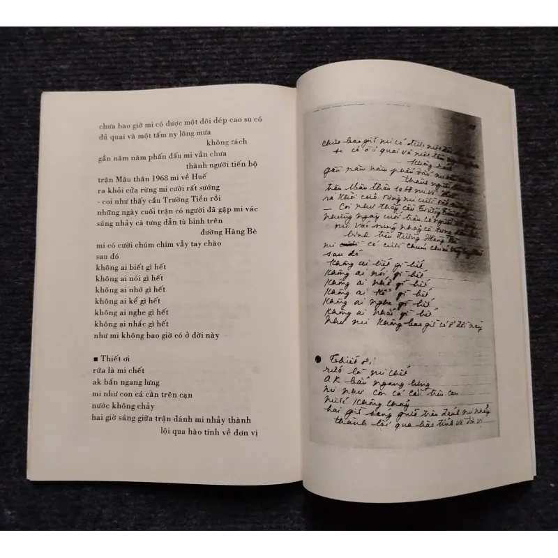  "Gọi tìm xác đồng đội" của nhà thơ Trần Vàng Sao, khổ 21*29.7cm 1013668