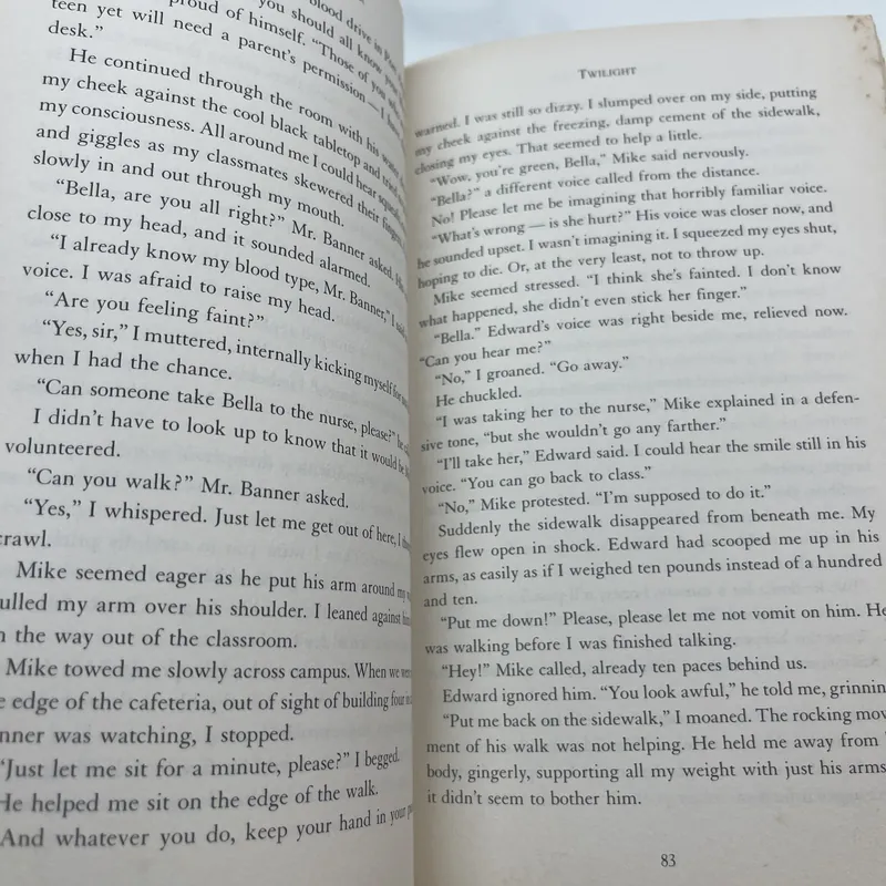 Twilight Stephenie Meyer 572372