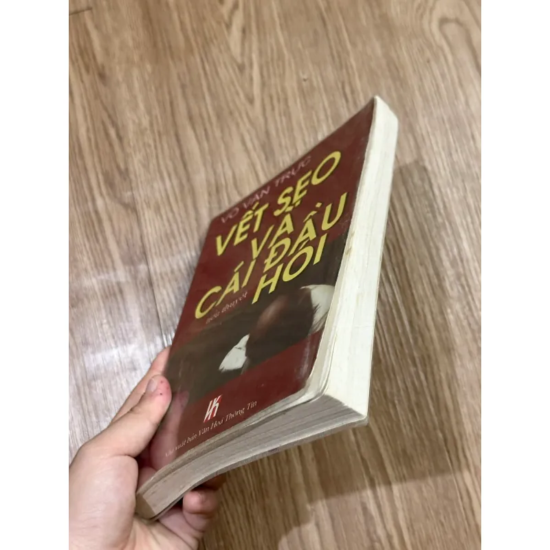 Vết Sẹo Và Cái Đầu Hói - Võ Văn Trực 995664