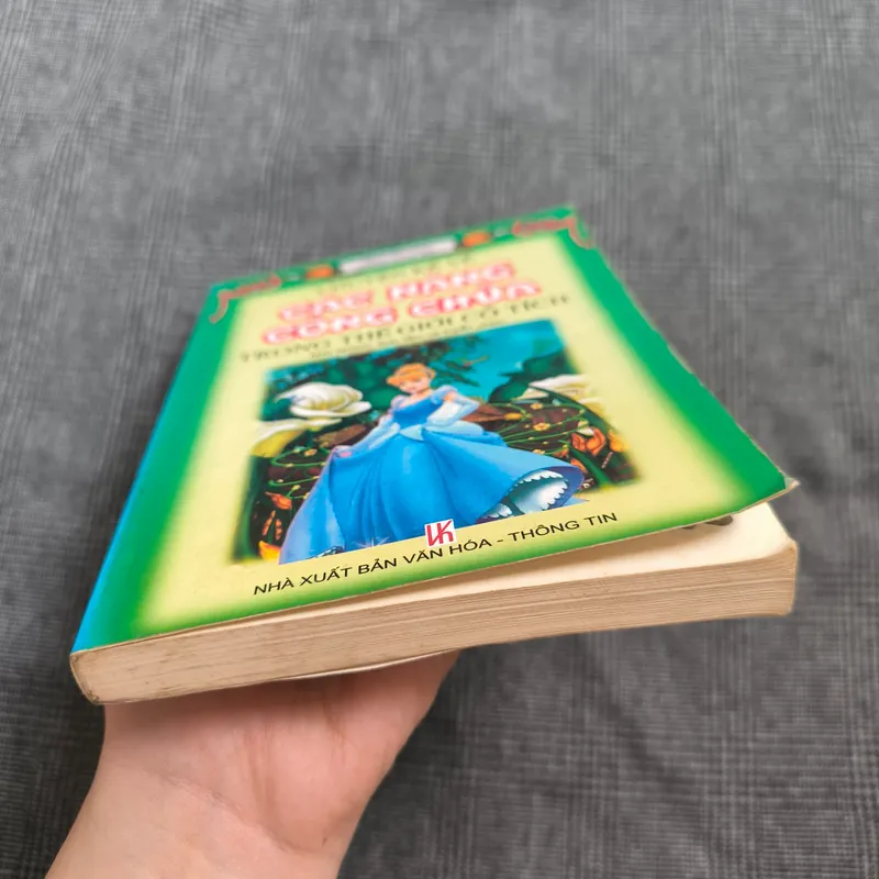 Chuyện kể về các nàng công chúa trong thế giới cổ tích - Mai Ngọc sưu tầm 607287