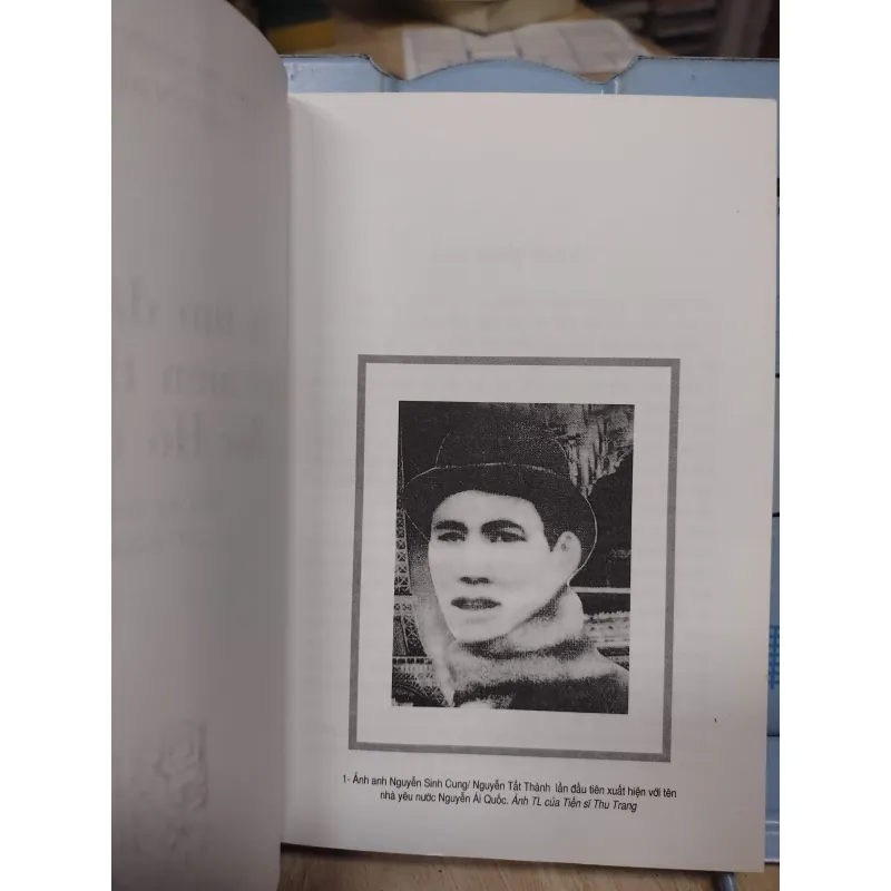 Sách: Đi tìm dấu tích thời niên thiếu của Bác Hồ ở Huế - TG: Nguyễn Đắc Xuân (B2) 759476