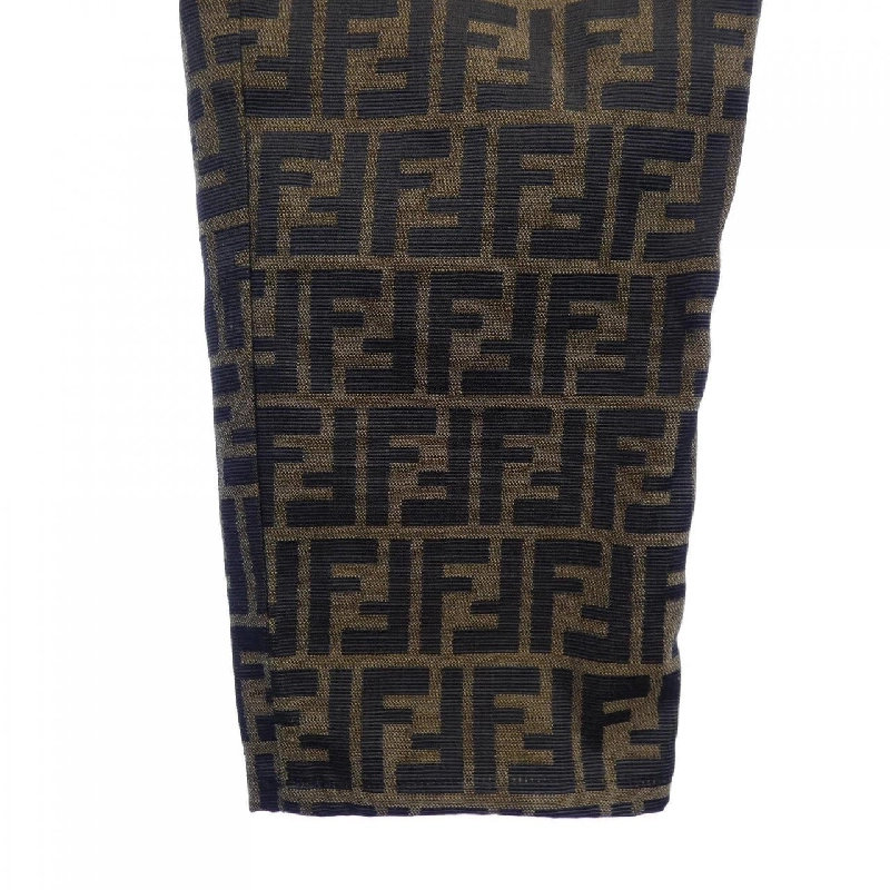 Quần FENDI - Hàng hiệu Authentic 820126