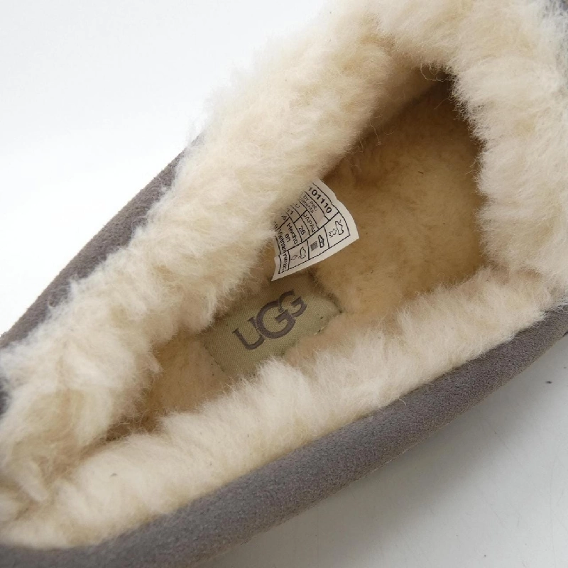 Giày UGG - Hàng hiệu Authentic 904455