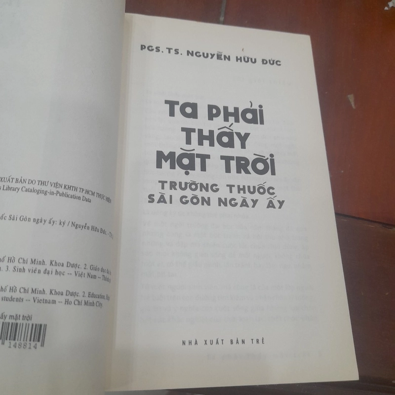 Pgs. Ts. Nguyễn Hữu Đức - TA PHẢI THẤY MẶT TRỜI 525249