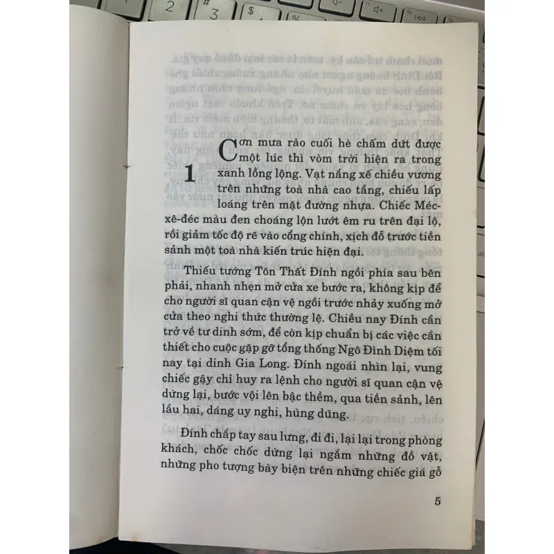 ĐẮNG SAU DINH ĐỘC LẬP - NGUYỄN DUY XI 787182