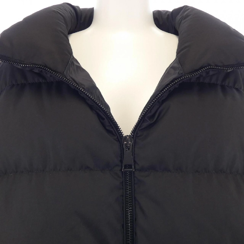 Áo khoác lông vũ MONCLER 639958