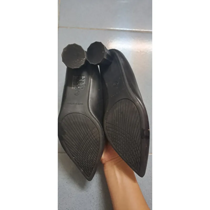 Giày bít size 37 nữ 1011429