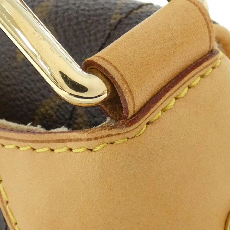 Túi xách vai Louis Vuitton Monogram Beverly MM M40121 610842