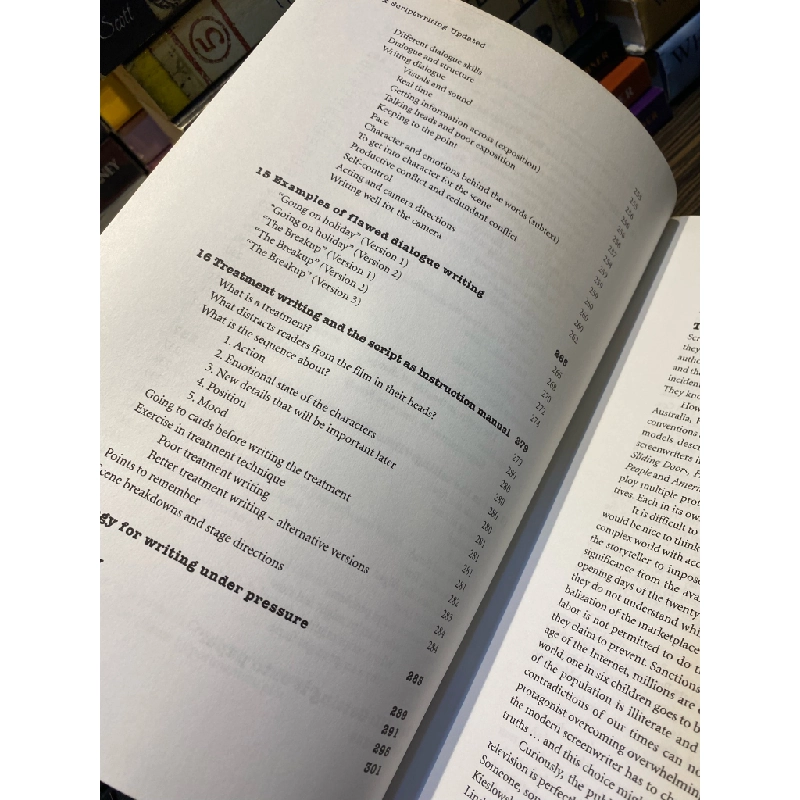 Screenwriting Updated: News (and Conventional) Ways of Writing for the Screen - Linda Aronson 358973