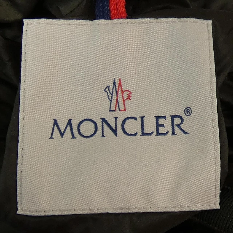 Áo khoác lông vũ MONCLER - Hàng hiệu Authentic 640893