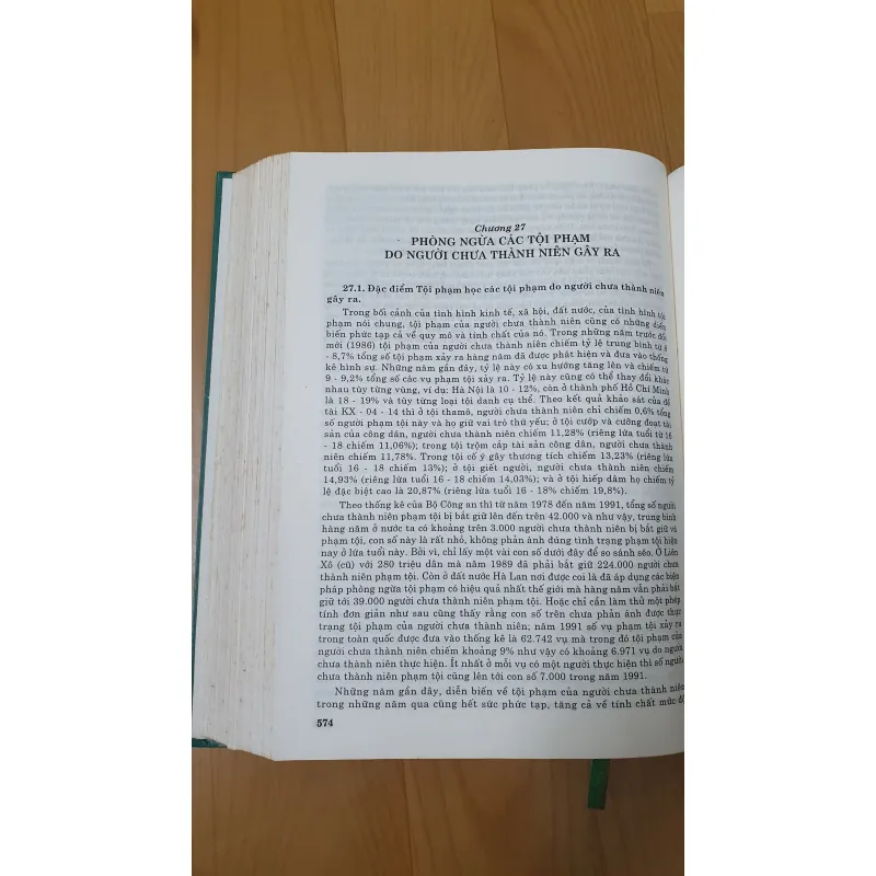 TỘI PHẠM HỌC HIỆN ĐẠI  783872