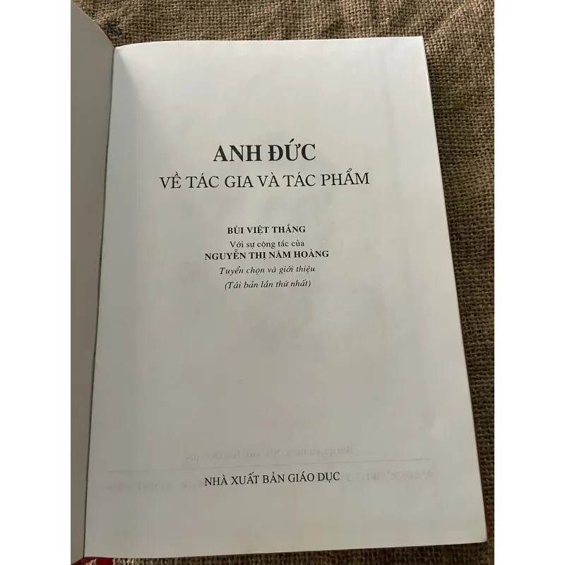 Anh Đức- tác gia và tác phẩm, 350 trang, khổ lớn  792196
