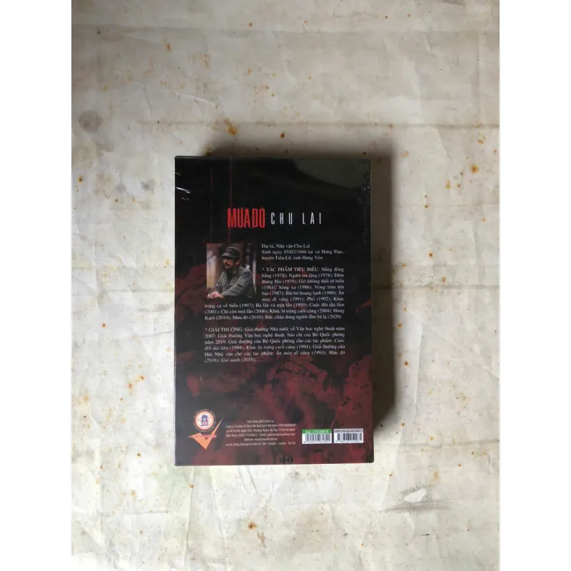 Mưa Đỏ - Ấn Bản Bìa Cứng - Kèm Hộp + Chữ Ký Scan | Chu Lai 745459