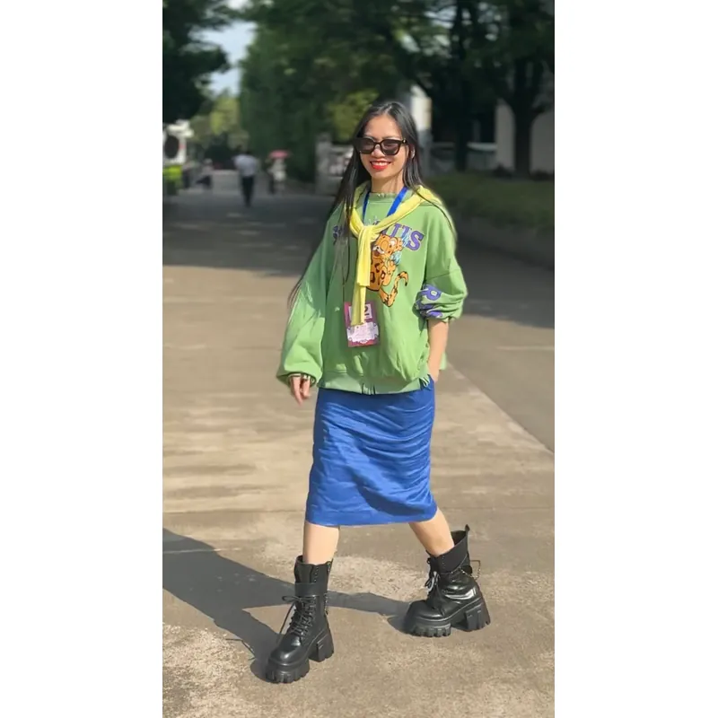 Áo nỉ nữ dài tay hoạ tiết  664166