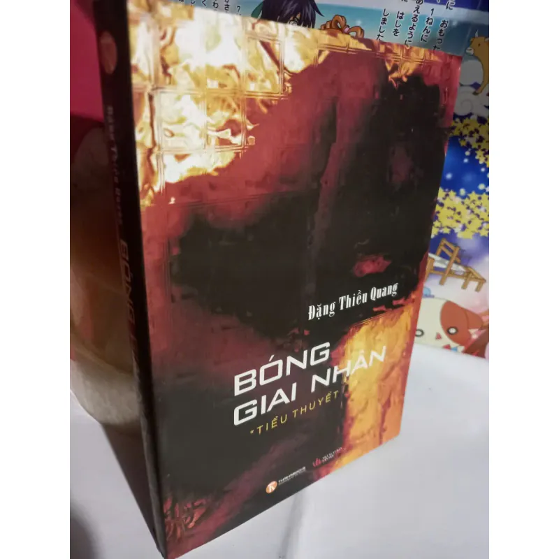 bóng giai nhân 595562