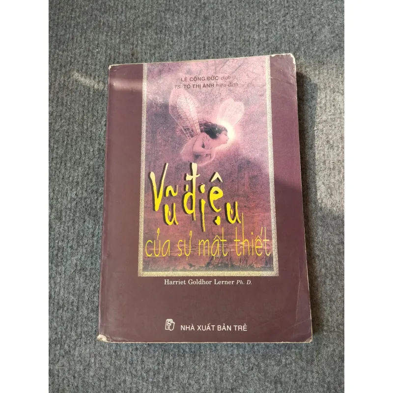 VŨ ĐIỆU CỦA SỰ MẬT THIẾT 727188