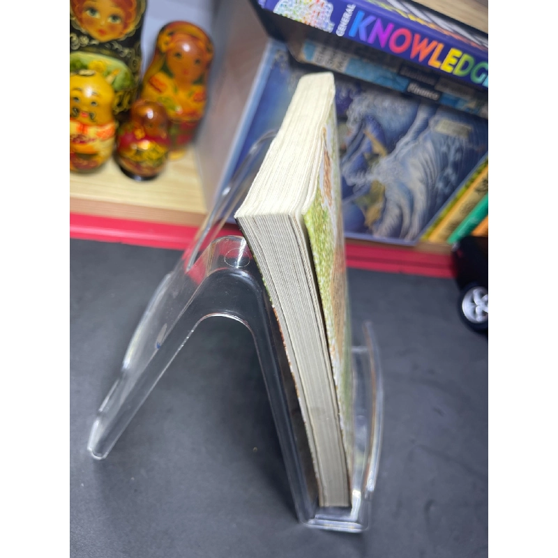 Chân dung vô hình 2011 mới 75% ố bẩn nhẹ Nguyễn Hồ HPB0906 SÁCH VĂN HỌC 914909