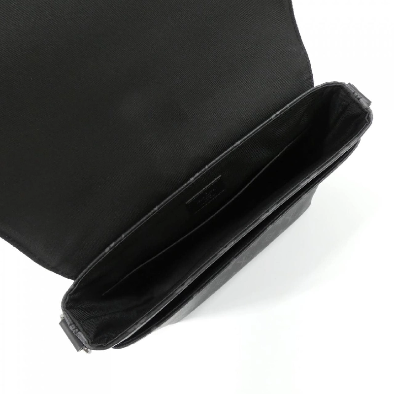 Túi đeo vai Louis Vuitton Monogram Eclipse District PM M45272 612402