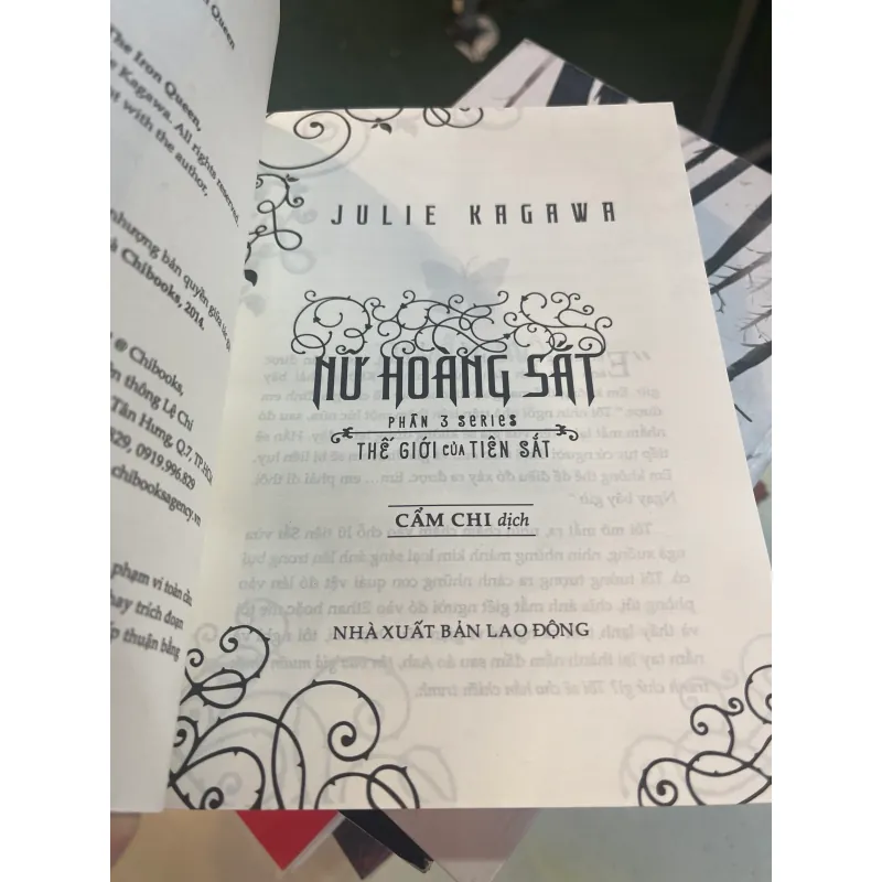 NỮ HOÀNG SẮT - JULIE KAGAWA  1008303