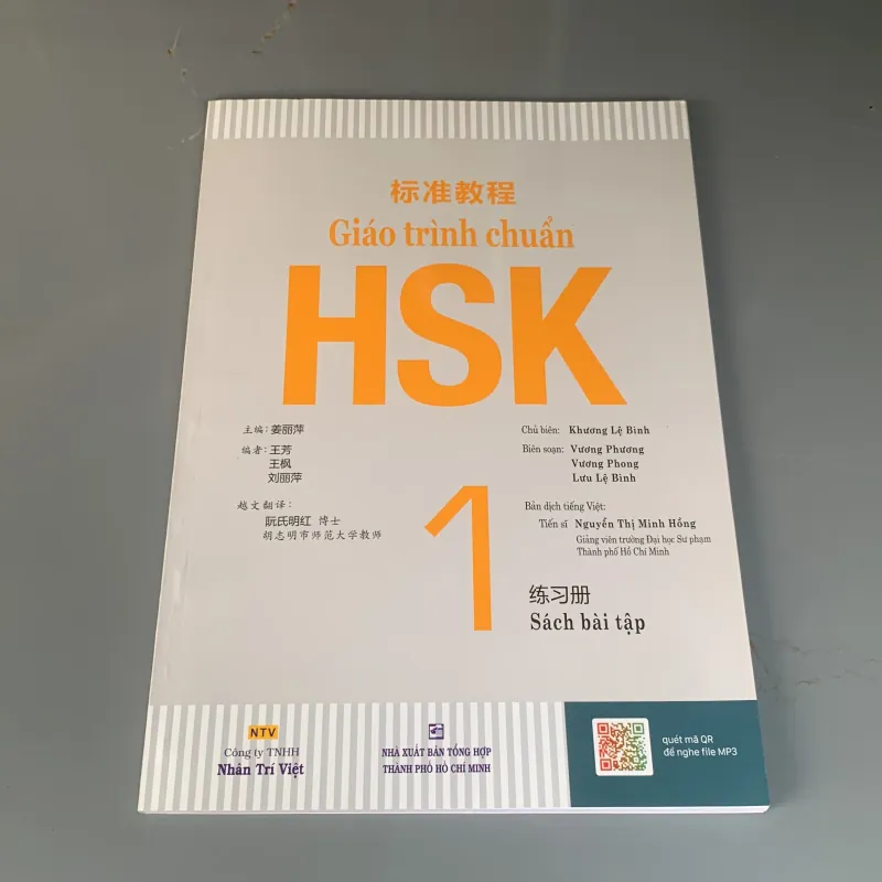 Giáo trình chuẩn hsk 1. Sách bài tập.  1003392