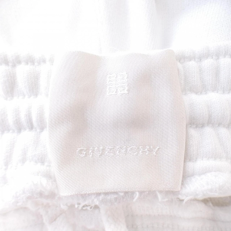 Quần short GIVENCHY - Hàng hiệu Authentic 892170
