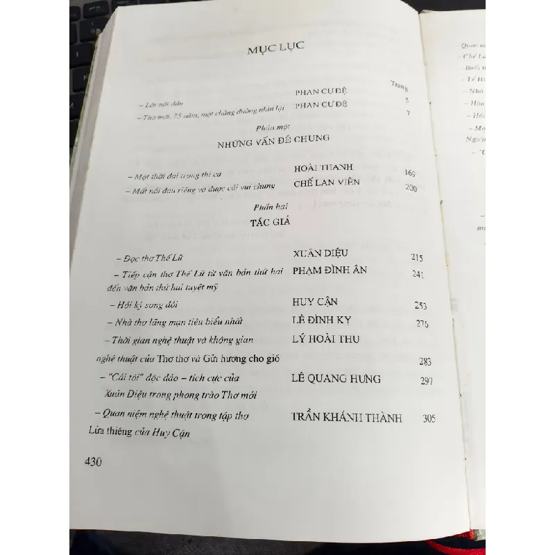 Về một cuộc cách mạng trong thi ca phong trào thơ mới - Phan Cự Đệ 688821