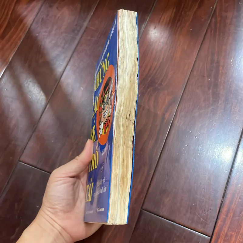 Những cậu bé trổ tài - cuốn sách đầu tiên dành cho các cậu bé - BART KING - Cũ 1025901