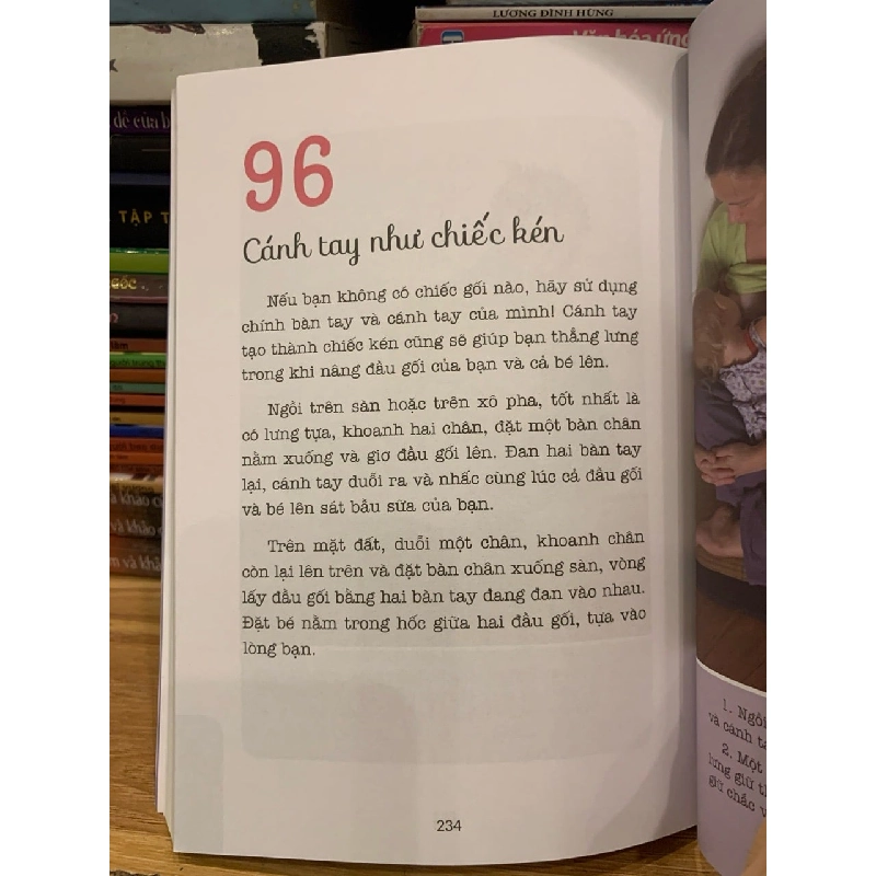 100 Bài tập Yoga sau sinh giúp mẹ đẹp con khoẻ -Sophie Dumoutet 786083