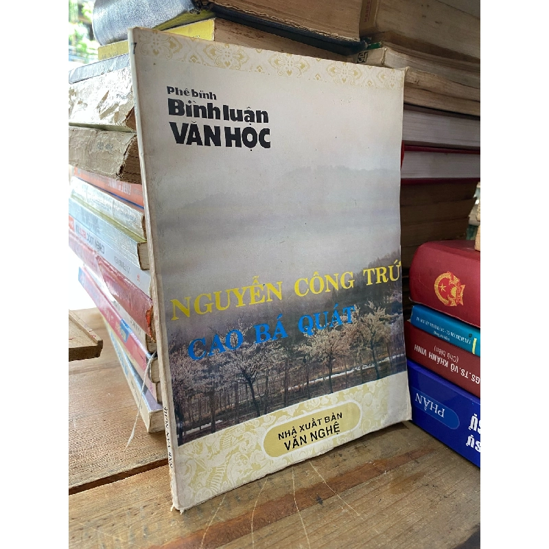 Phê Bình Bình Luận Văn Học 122341