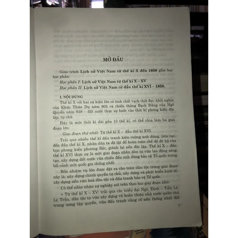 Lịch sử Việt Nam từ thế kỷ X đến 1858 - Trương Hữu Quýnh - Đào Tố Uyên - Phạm Văn Hùng 735456