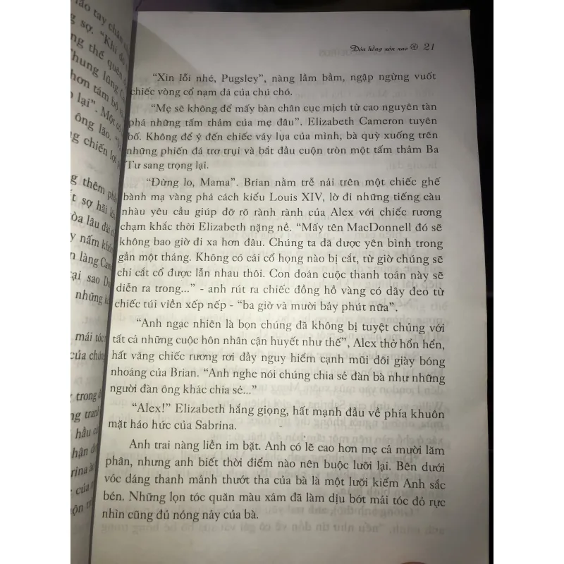 Đoá hồng xôn xao - Teresa Medeiros 1021381