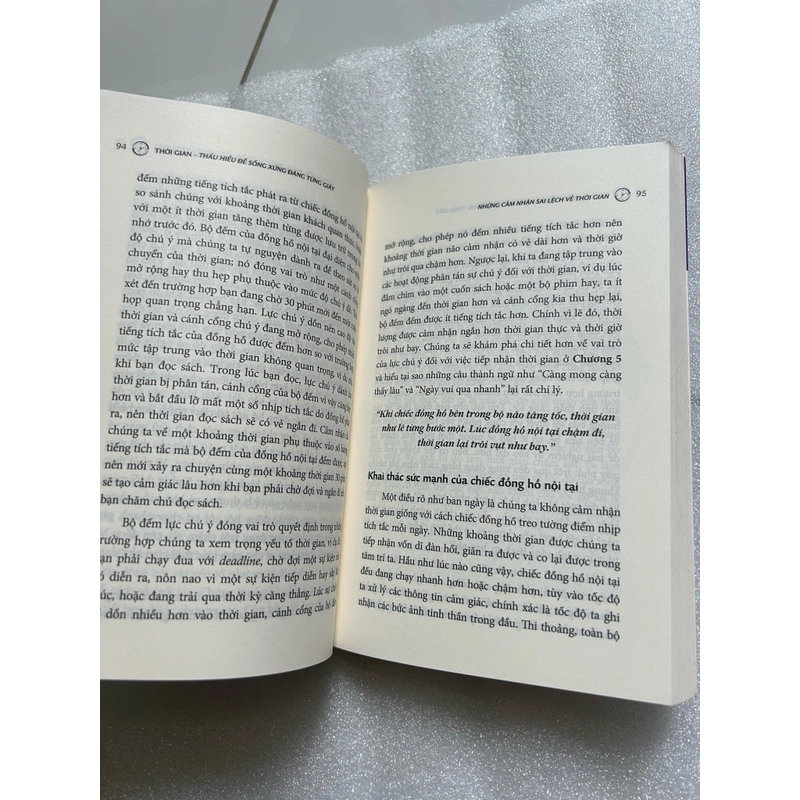 Thời gian thấu hiểu để sống xứng đáng từng giây 530859