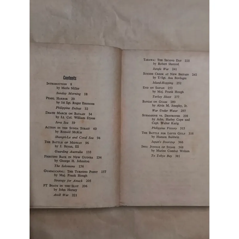 Combat: Pacific Theater – World War II (edited by Don Congdon) 1006210