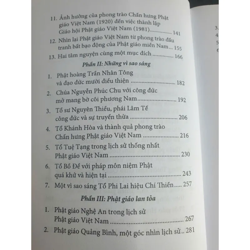 Sách Những đóa hoa Phật giáo Việt Nam Thích Thiện Nhơn 675216
